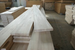 Rubberwood stair string